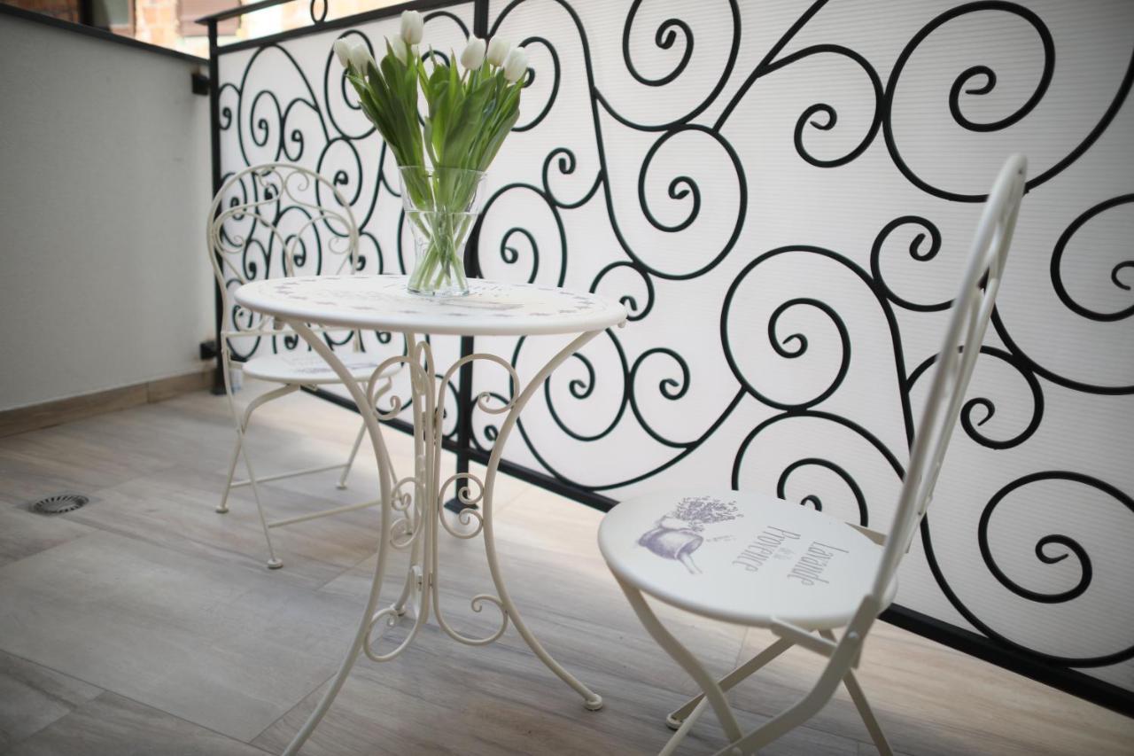 Joli Apartment Belgrade Luaran gambar